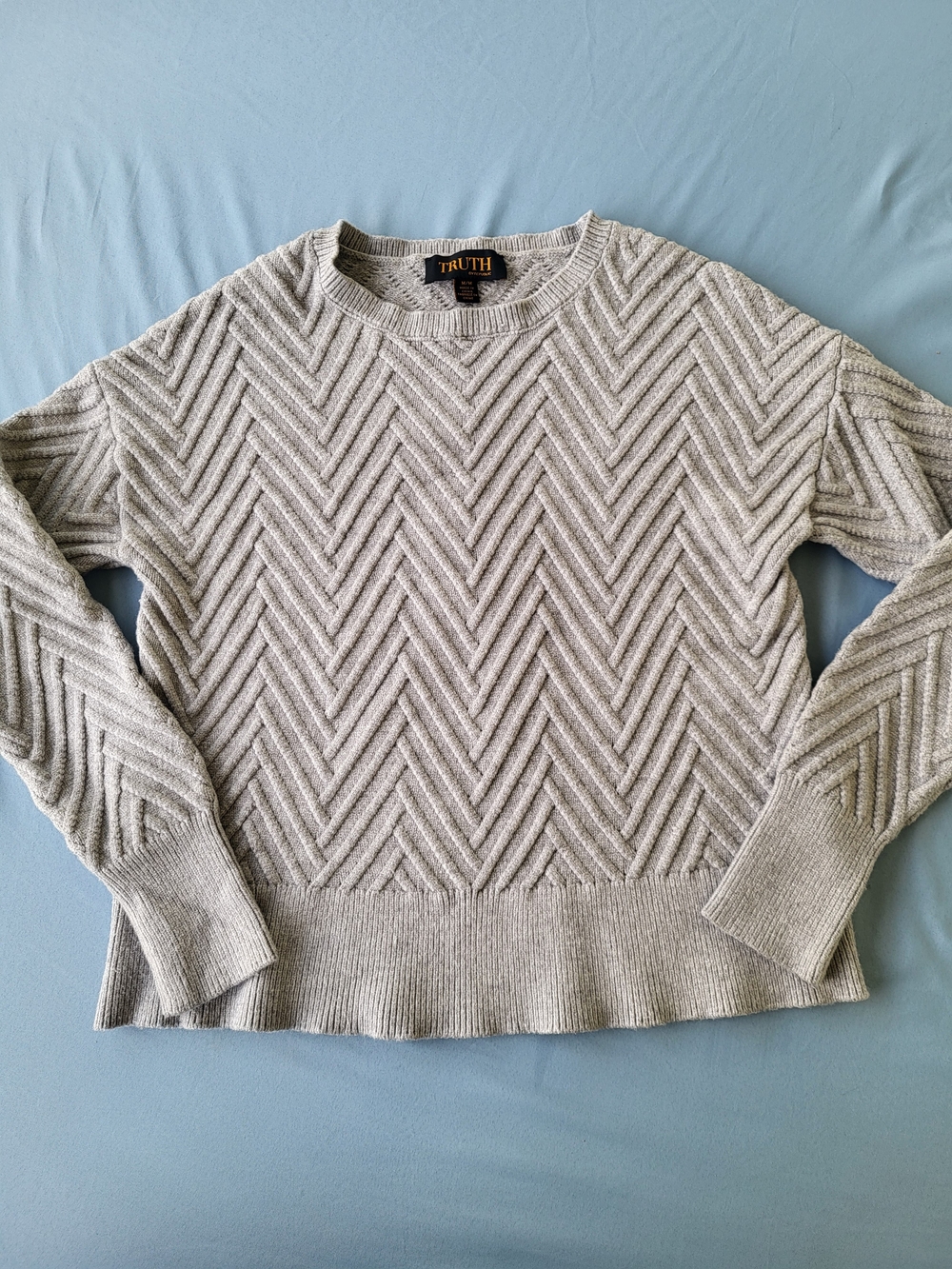 Truth Crewneck Cable Knit Sweater in Light Gray